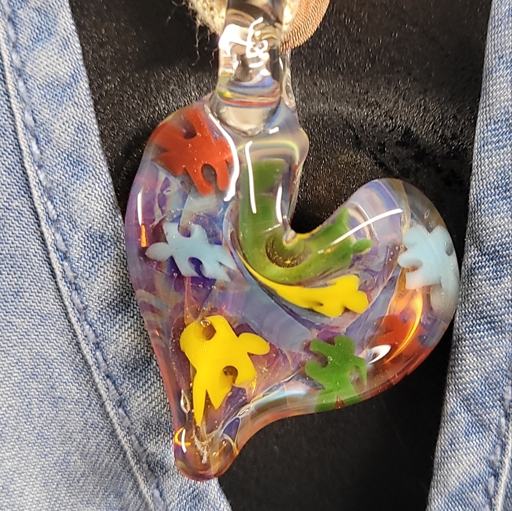 🎗Autism Awareness Day April 2, 2025 Purple Maruno Glass Heart💜 Silk Ribbon - Picture 4 of 7